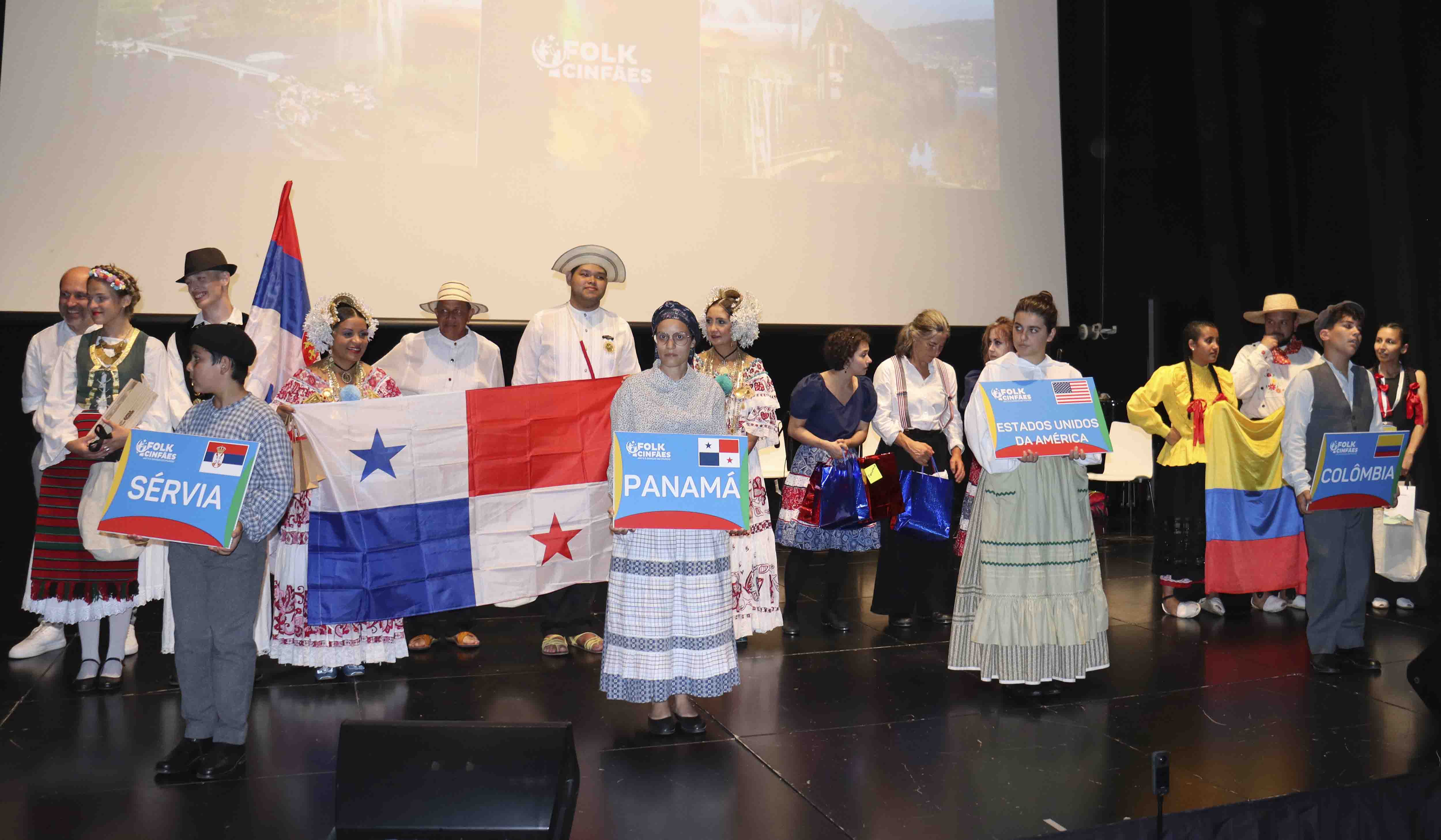 Folk já anima Cinfães!