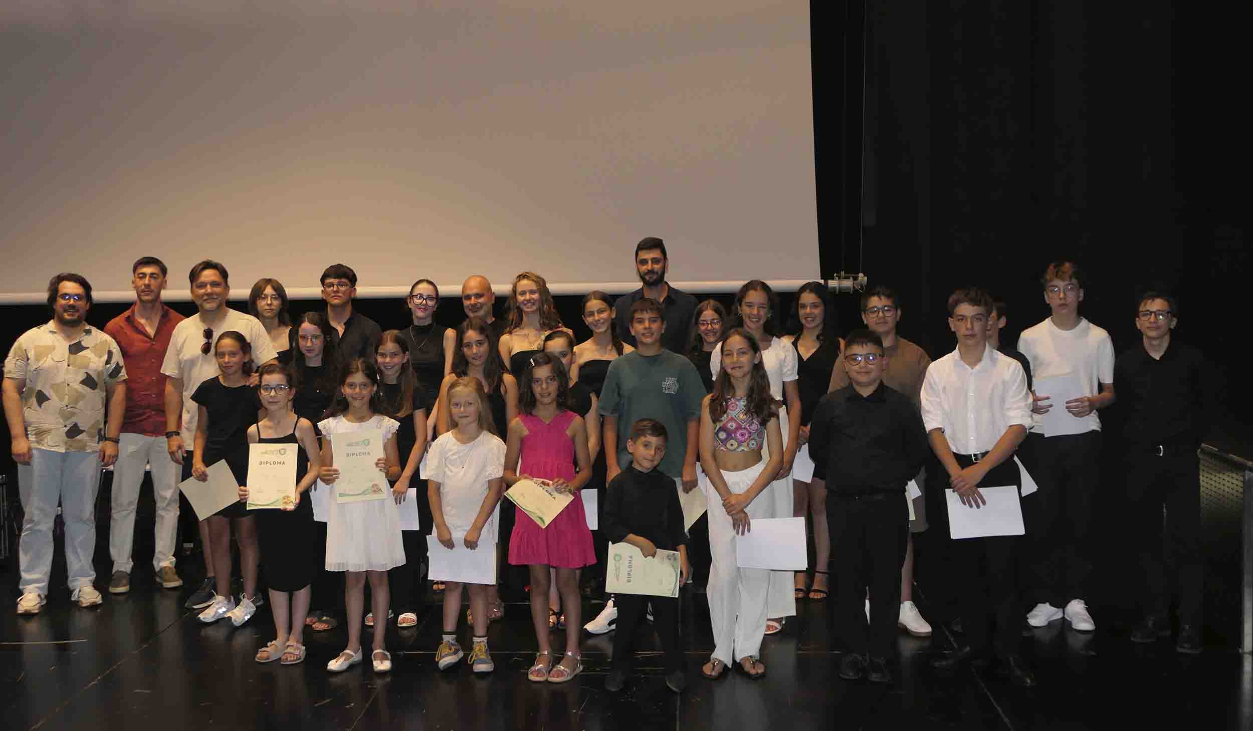 “Crescendo" premiou alunos da Academia d'Artes de Cinfães