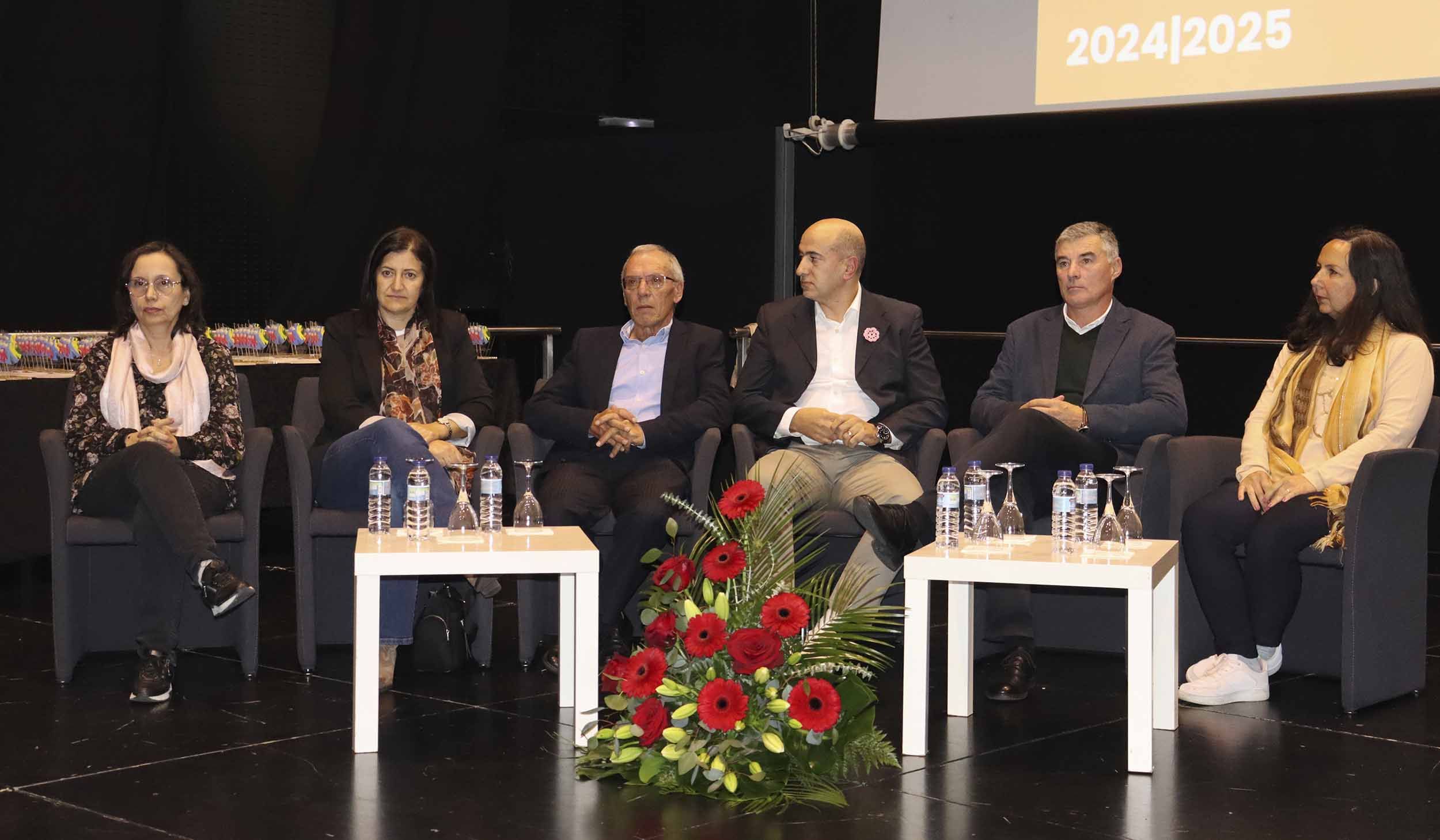 EB 2,3 de Cinfães premeia 101 alunos pelo mérito escolar