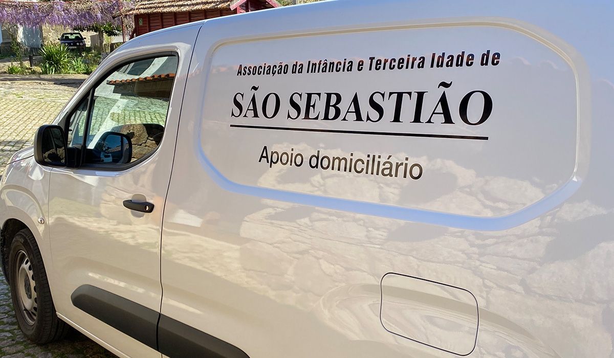 Câmara apoia aquisição de viatura para Lar de São Sebastião