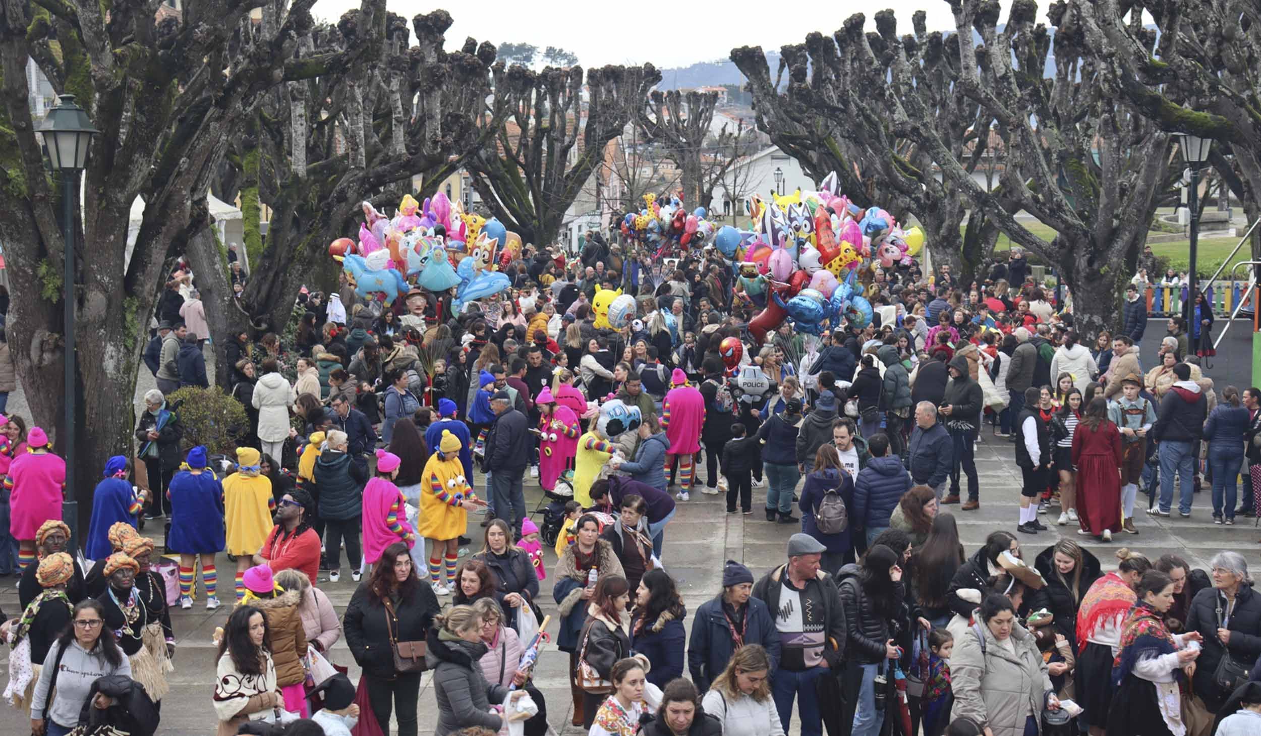 Carnaval de Cinfães 2025: Uma Festa de Cor, Música e Tradição